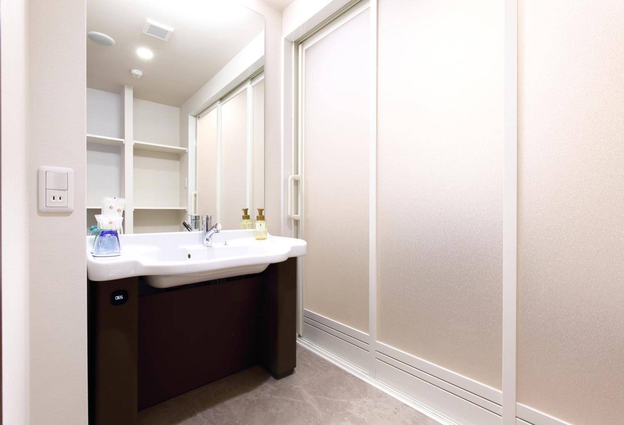 Luxcare Hotel Osaka Ngoại thất bức ảnh